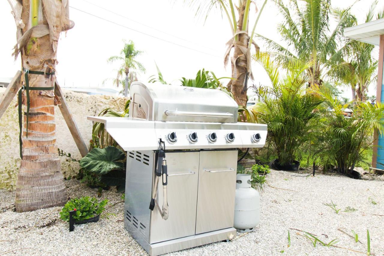 Pelican Post At Anna Maria Island Inn Bradenton Beach Exterior photo