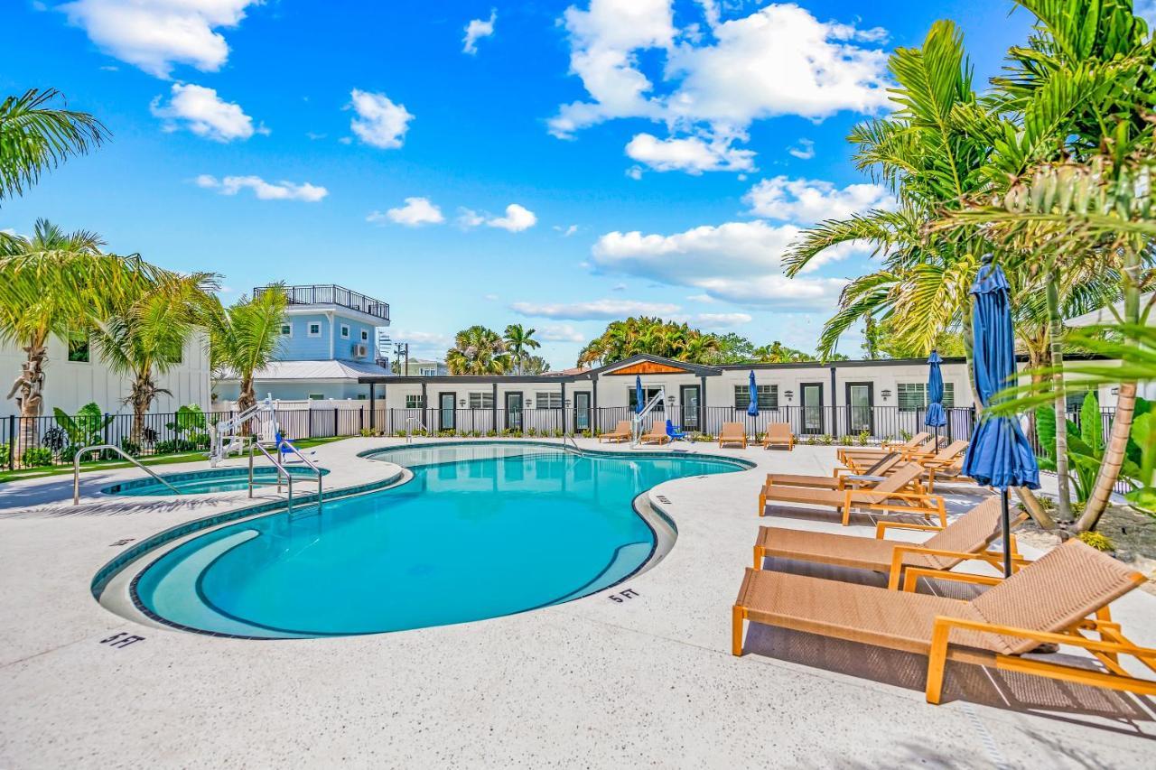 Pelican Post At Anna Maria Island Inn Bradenton Beach Exterior photo