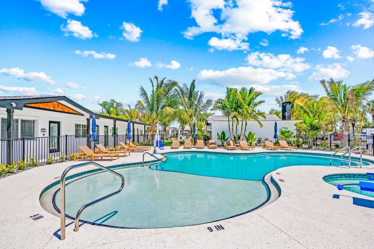 Pelican Post At Anna Maria Island Inn Bradenton Beach Exterior photo