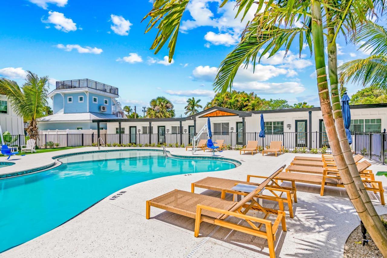 Pelican Post At Anna Maria Island Inn Bradenton Beach Exterior photo
